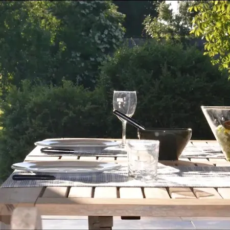 民宿 Les Trois Glycines Ardenne Winenne